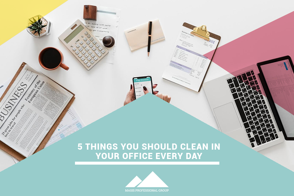 5 Things You Should Clean In Your Office Every Day